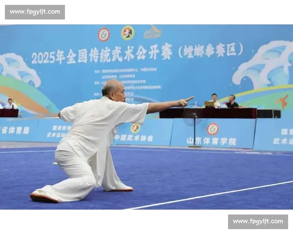 2025 全国螳螂拳公开赛在日照收官:913 名选手演绎传统武术魅力 2025 全国螳螂拳公开赛在日照收官:913 名选手演绎传统武术魅力